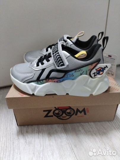 Кроссовки новые 32