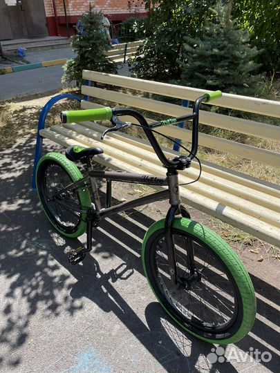 Трюковой велосипед bmx