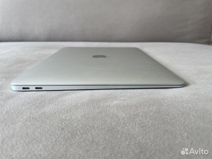 MacBook Air 13