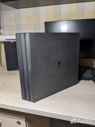 Sony PS4 pro 1tb