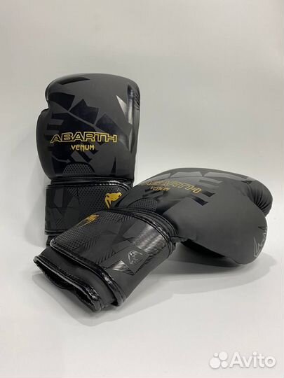 Боксерские перчатки Venum abarth
