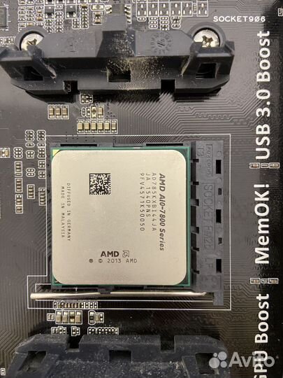 Материнская плата с процессором и озу