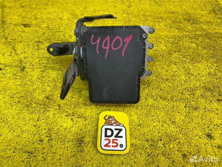 Блок abs передний Honda Fit GK4/GK6 L13B 2014/Цвет