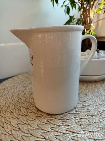 Кружка фаянсовая с носиком 500 мл. Химическая