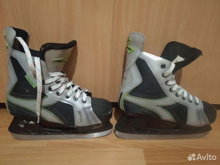 Коньки хоккейные, 41 размер