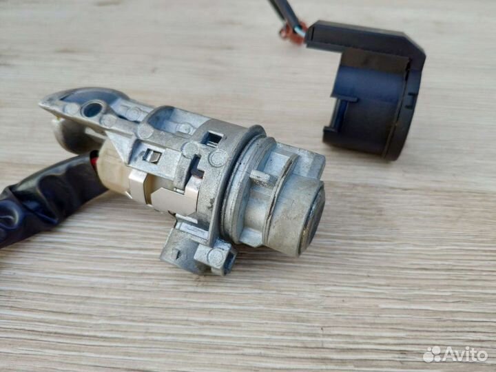 Замок зажигания ключ Peugeot 406 рестайлинг