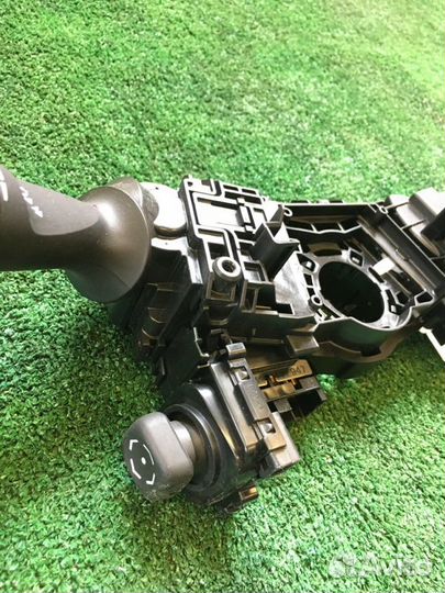 Подрулевой переключатель Toyota Crown AWS210