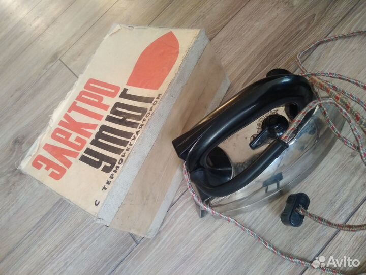 Электро утюг СССР