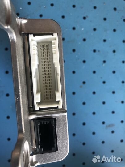 Зарядное устройство громкой связи BMW E70 X5