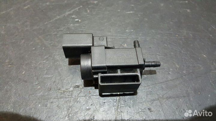 Клапан электромагнитный Audi A7 4G CGW 2011