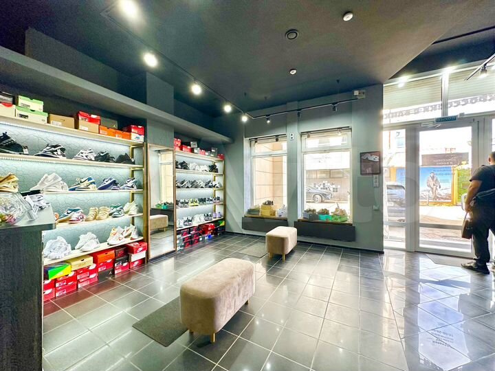 Первый этаж, отдельный Вход, 51 м²