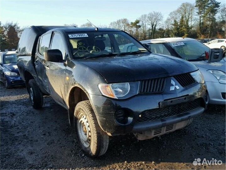 Разбор на запчасти Mitsubishi L200