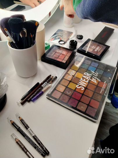 Ищу модель на макияж на 24.04