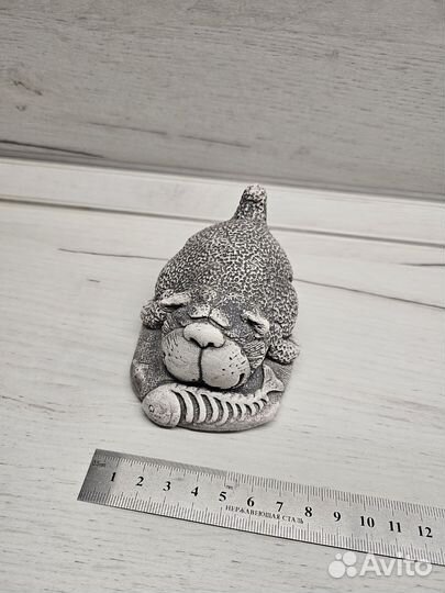 Статуэтка кот