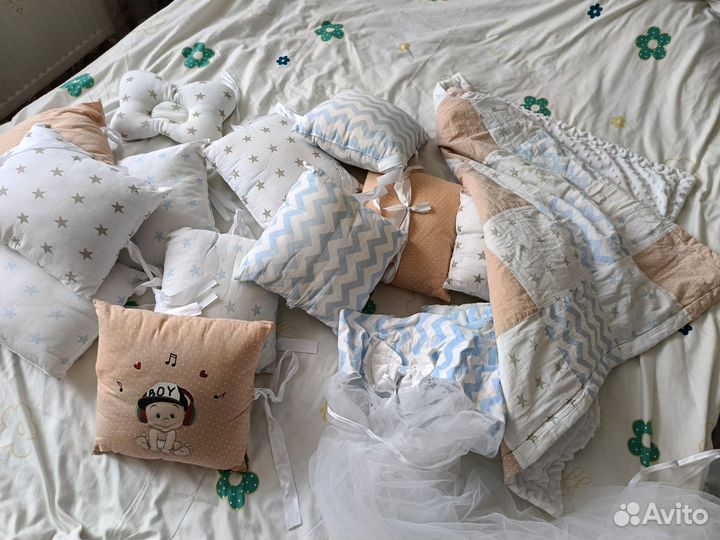 Бортики и балдахин в кроватку