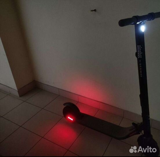 Самокат Электросамокат Ninebot Kickscooter ES2