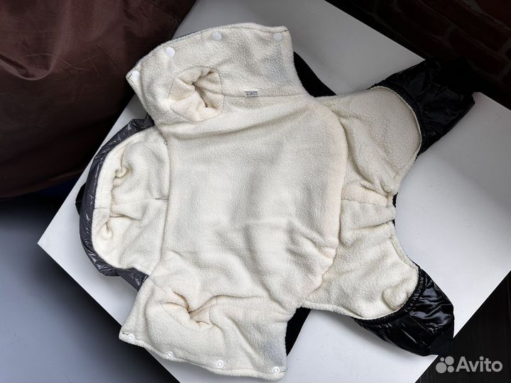 Зимний комбинезон для маленькой собачки