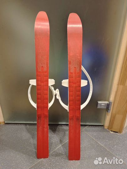 Беговые лыжи детские 64 см крепятся на ботинки