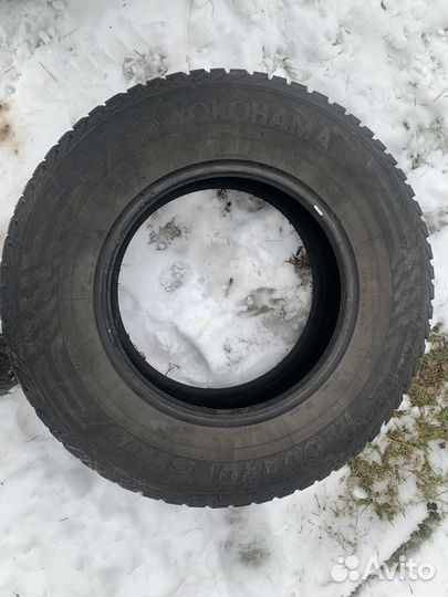 Yokohama Ice Guard Stud IG55 245/70 R16