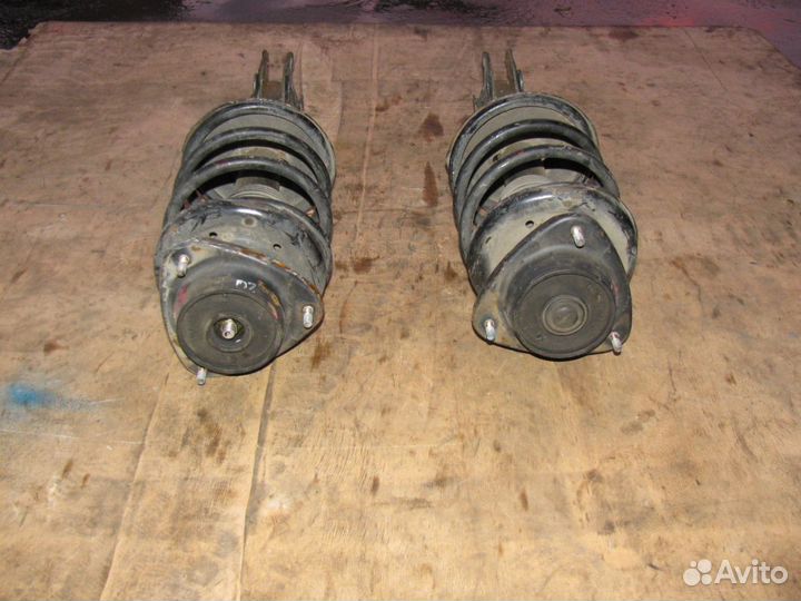 Стойки передние Subaru Forester S10 SF5