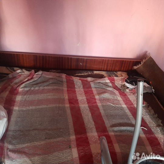 Диван, кровать, шкаф, тумба