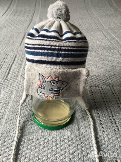 Зимние шапки, варежки