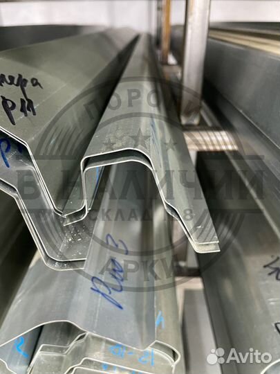 Ремонтный порог правый Nissan Serena C24