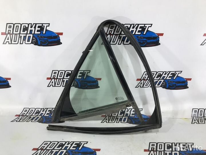 Стекло двери задней правой Cadillac STS 25779160