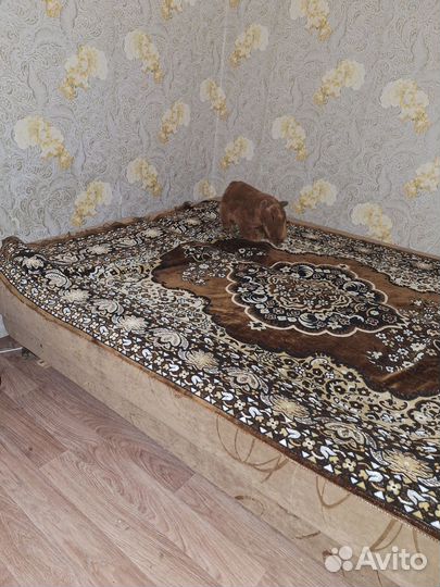 Отдам даром диван