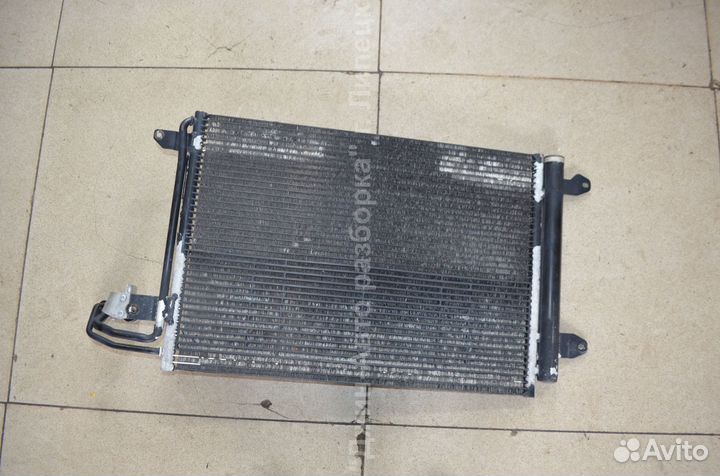 Радиатор кондиционера Golf 6 Audi A3 1k0820411p