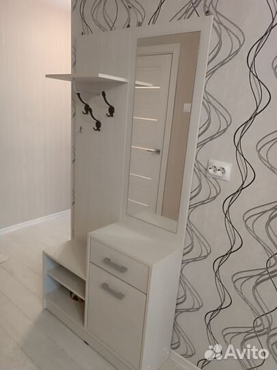 Вешалка напольная