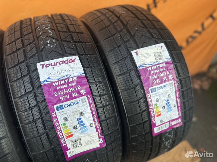 Tourador Winter Pro Max 245/40 R18 97V