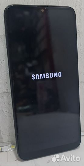 Samsung Galaxy A10, 2/32 ГБ
