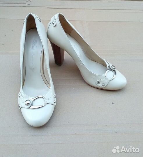 Женская обувь