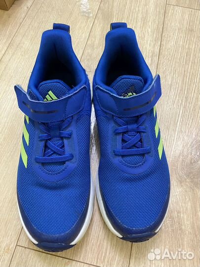 Кроссовки adidas 35,5