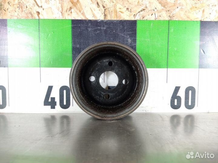 Шкив водяного насоса помпы Faw Vita