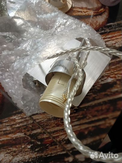 Люстра подвесная потолочная новая