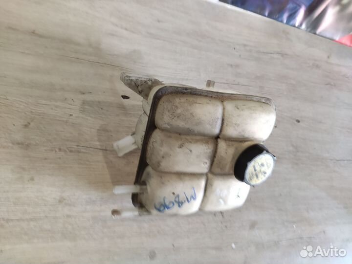 Расширительный бачок Mazda 3 BK Мазда 3 BK 1.6