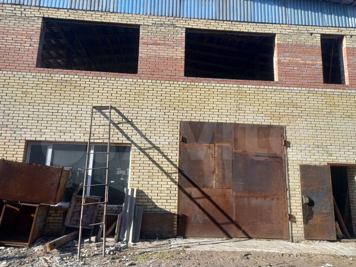 Свободного назначения, 400 м²