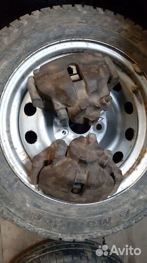 Передние тормозные суппорта Audi 100 C4 A6 45