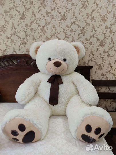 Плюшевый медведь