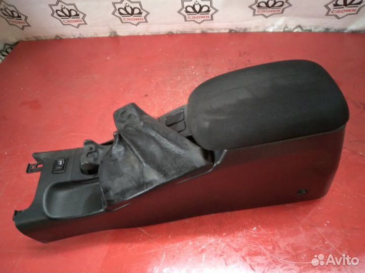 Центральная консоль Nissan Primera P12