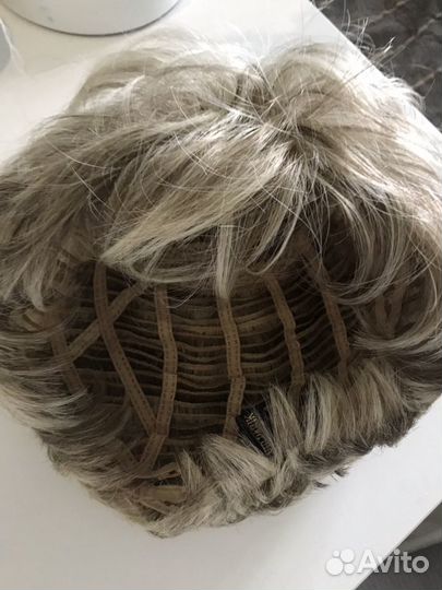 Парик новый