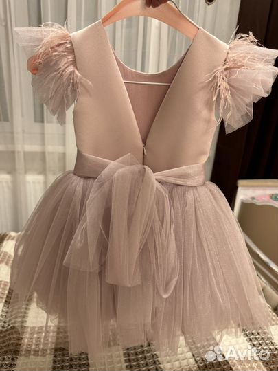 Платье для девочки 104р