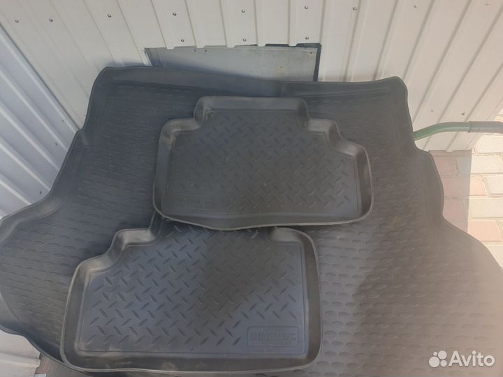 Коврики задние и в багажник кия рио оригинал
