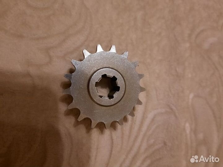 Звездочка 17 зубьев для триммерного редуктора 1:5