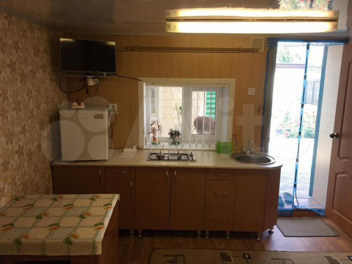 Дом 25 м² на участке 10 сот.