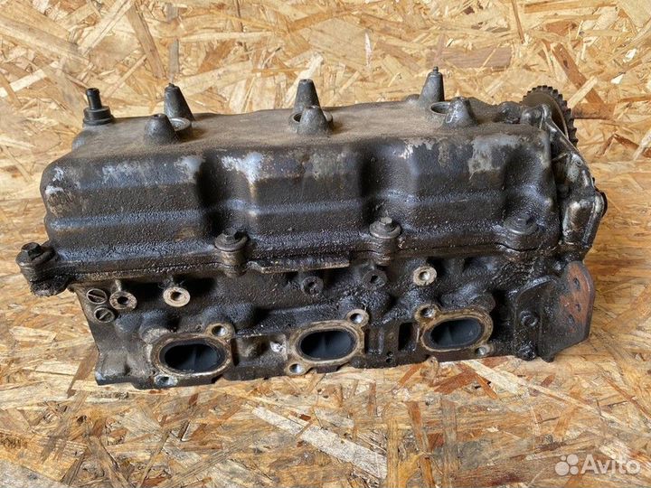 Головка блока цилиндров задняя Nissan Maxima