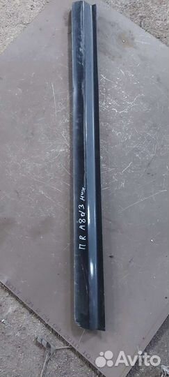 Молдинг двери передняя правая на Audi A8 D3