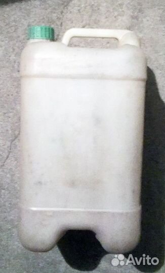 Две ёмкости по 10 литров